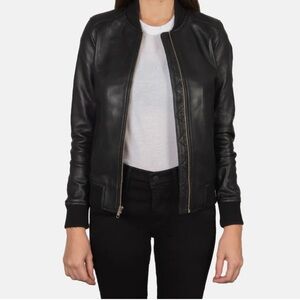 Sleek Black Bomber Leather Jacket with Ribbed Details